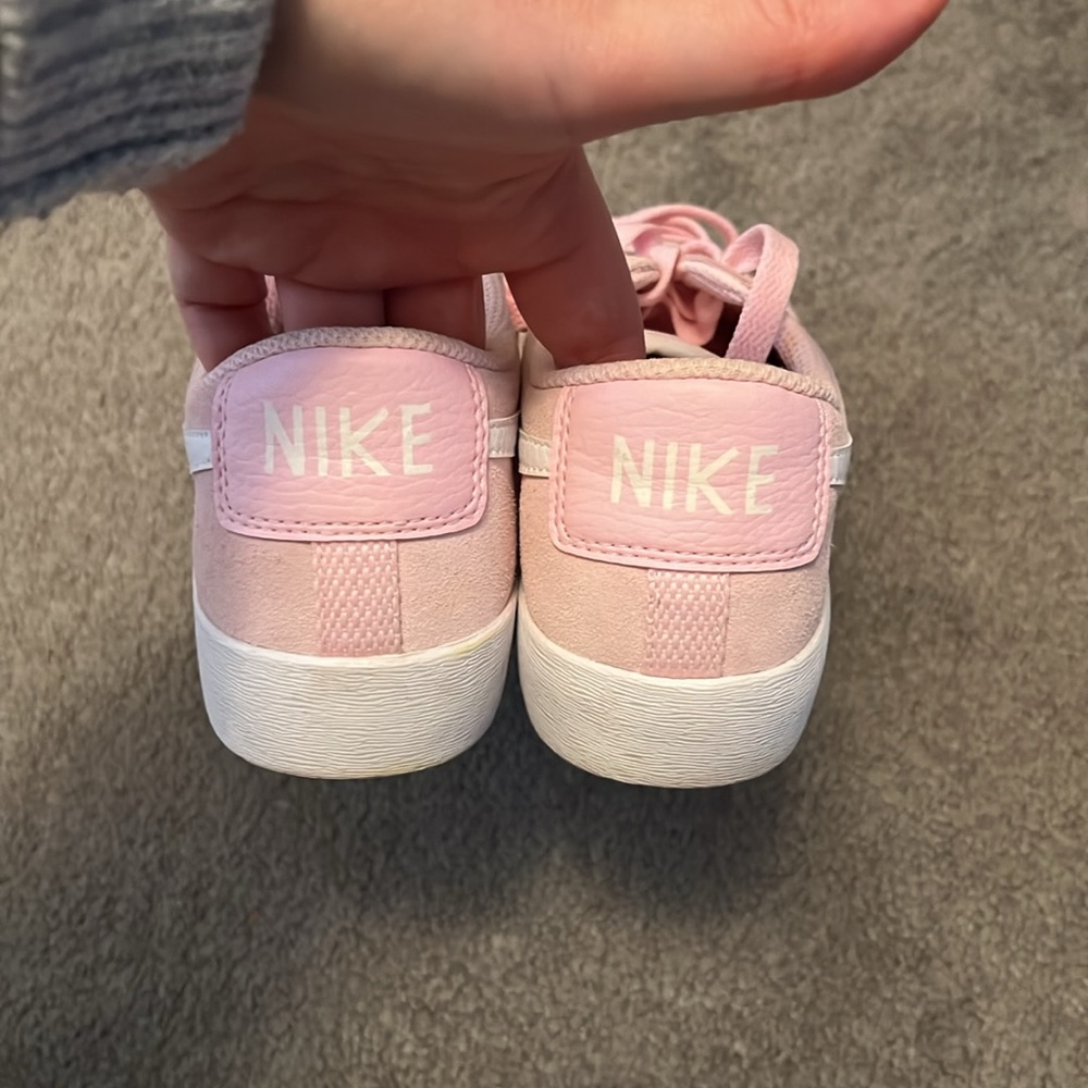 (WMNS) Nike Blazer Low SD 'Pink Foam' AV9373-600 - Picture 3 of 7